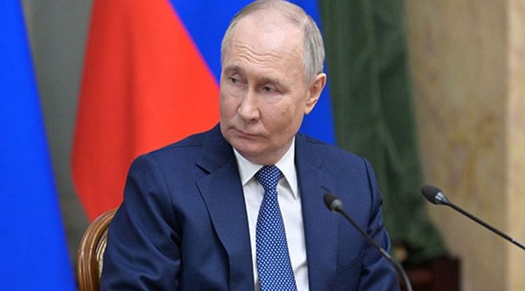 russia:-अंतरराष्ट्रीय-अपराध-न्यायालय-के-आदेश-को-दरकिनार-कर-मंगोलिया-पहुंचे-पुतिन,-मिला-गार्ड-ऑफ-ऑनर