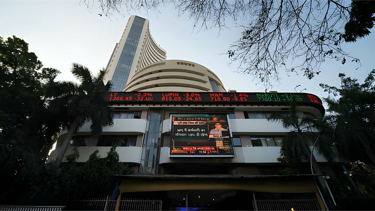 sensex-opening-bell:-शेयर-बाजार-में-कमजोर-शुरुआत;-सेंसेक्स-62-अंक-फिसला,-निफ्टी-सपाट