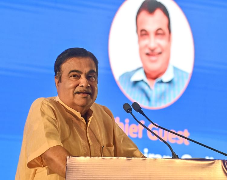 nitin-gadkari:-नितिन-गडकरी-ने-राज्यों-में-फ्लेक्स-फ्यूल-आधारित-वाहनों-पर-जीएसटी-कम-करने-की-मांग-की,-राज्यों-से-किया-अनुरोध