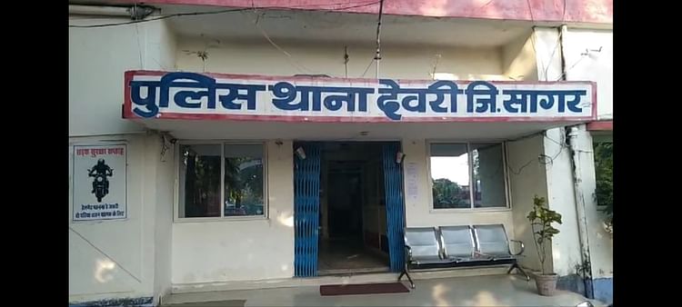 sagar:-जंगली-सूअरों-से-मक्के-की-फसल-बचाने-किसान-ने-खेत-में-बिछाया-था-बिजली-का-तार,-करंट-लगने-से-युवक-की-मौत