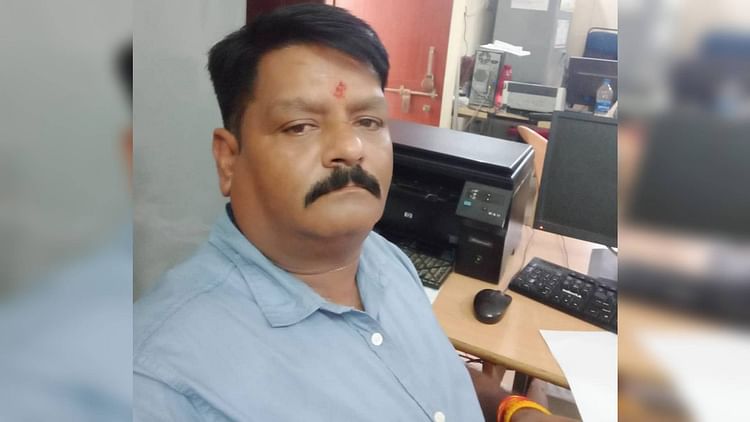 gwalior-hit-and-run-case:-तेज-रफ्तार-कार-स्कूटी-सवार-पिता-पुत्र-को-घसीटते-हुए-ले-गई,-एक-की-मौत,-दूसरा-गंभीर