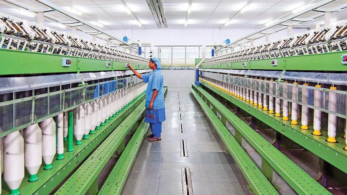 textile:-देश-के-कपड़ा-उद्योग-के-विकास-के-लिए-तकनीक-को-बढ़ावा