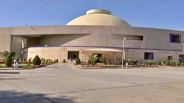 mp-news:-मध्य-प्रदेश-विधानसभा-में-भर्तियों-पर-लगी-रोक,-नए-सिरे-से-होंगी-भर्ती,-स्पीकर-का-बड़ा-फैसला