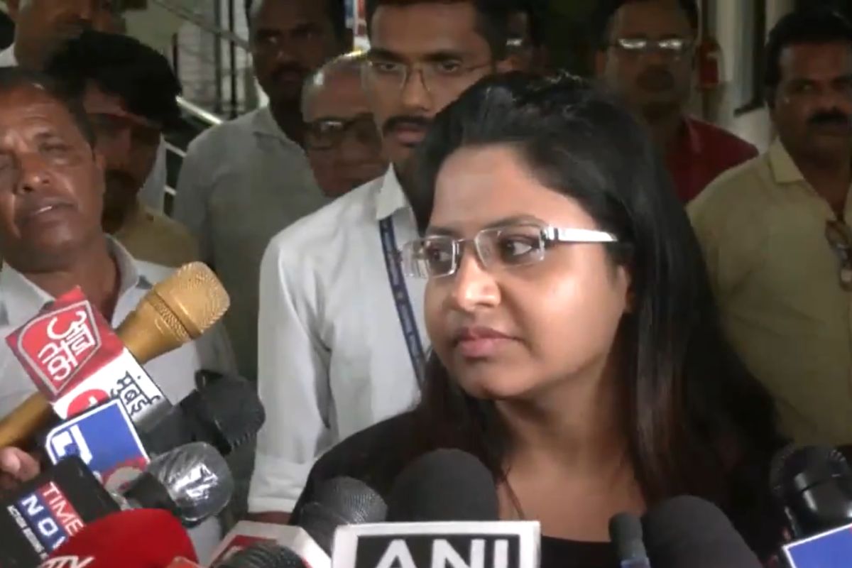 puja-khedkar:-पूजा-खेडकर-पर-केंद्र-सरकार-का-बड़ा-एक्शन,-ias-पद-से-तत्काल-प्रभाव-से-हटाया