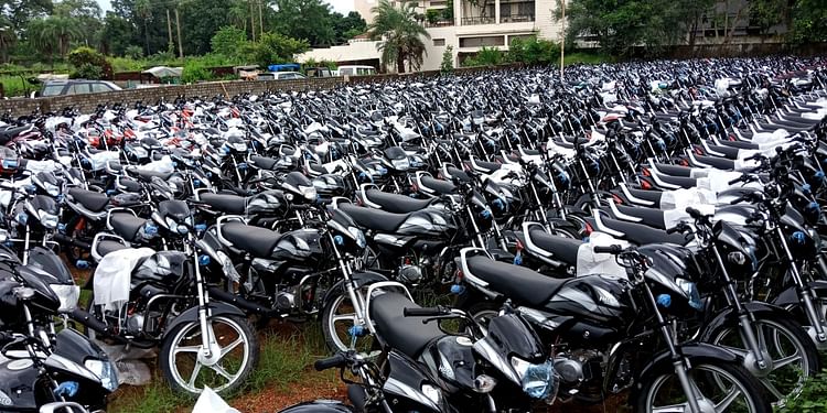 auto-sales:-वित्त-वर्ष-27-तक-दोपहिया-और-ट्रैक्टरों-की-बिक्री-में-14%-और-10%-सीएजीआर-की-होगी-बढ़ोतरी,-जेफरीज-की-रिपोर्ट-में-दावा