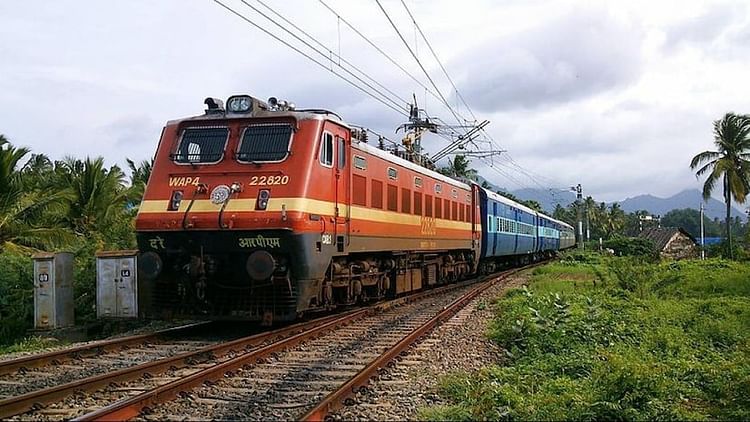 mp-news:-कटरा,-कन्याकुमारी-समेत-भोपाल-मंडल-से-गुजरने-वाली-44-एक्सप्रेस-ट्रेनें-रहेंगी-निरस्त,-जाने-क्या-है-वजह