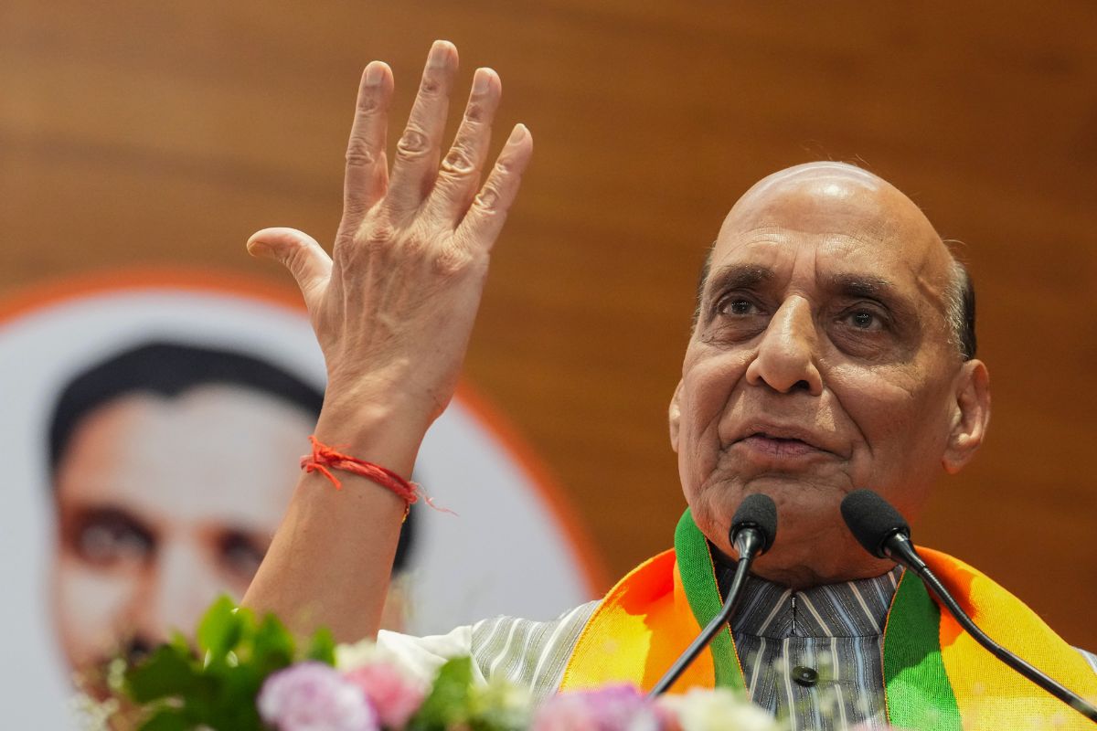 india-pakistan-relations:-रक्षा-मंत्री-राजनाथ-सिंह-बोले-पाकिस्तान-के-साथ-बातचीत-के-लिए-तैयार,-लेकिन-इस-शर्त-पर