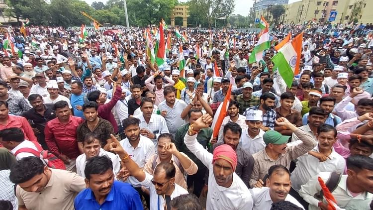 mp:-भोपाल-में-अतिथि-शिक्षकों-का-प्रदर्शन,-पुलिस-से-झड़प-में-कई-हुए-घायल,-नेता-प्रतिपक्ष-उमंग-सिंघार-भी-पहुंचे