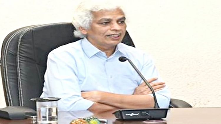 jabalpur-news:-अब-कक्षा-पहली-से-आठवीं-तक-एनसीईआरटी-की-ही-किताबें-होंगी-मान्य,-2025-से-लागू
