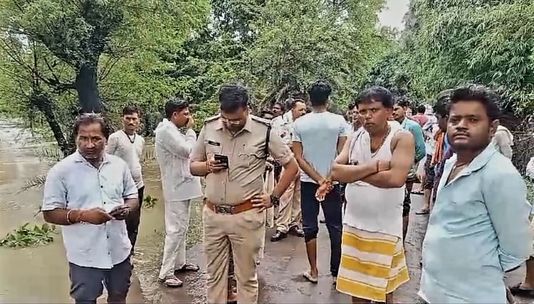 mp-news:-सागर-के-रहली-में-नाला-किनारे-गया-युवक-पानी-में-बहा,-तलाश-जारी