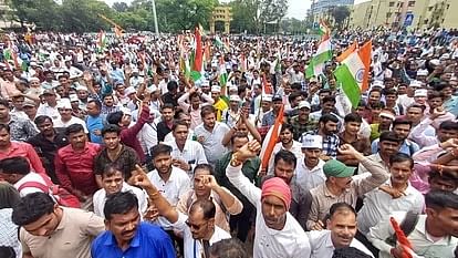 mp:-अतिथि-शिक्षकों-के-प्रदर्शन-से-झुका-शिक्षा-विभाग,-बैठक-में-मांगों-पर-बनी-सहमति,-कमलनाथ-ने-भी-सरकार-को-घेरा