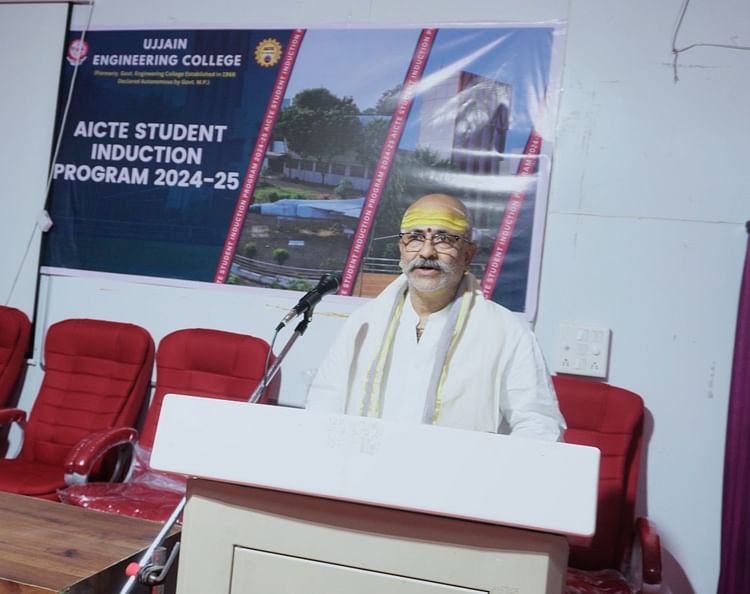 ujjain-news:-aicte-स्टूडेंट-इंडक्शन-प्रोग्राम-में-डॉ.-मूसलगांवकर-बोले-बेरोजगारी-की-समस्या-शासन-निर्मित-नहीं