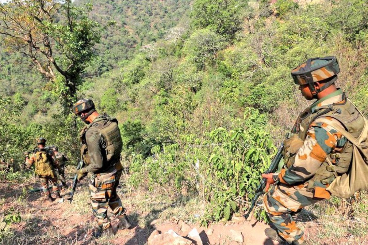 jammu-and-kashmir:-उधमपुर-में-सुरक्षा-बलों-ने-जैश-ए-मोहम्मद-के-दो-आतंकवादियों-को-मार-गिराया