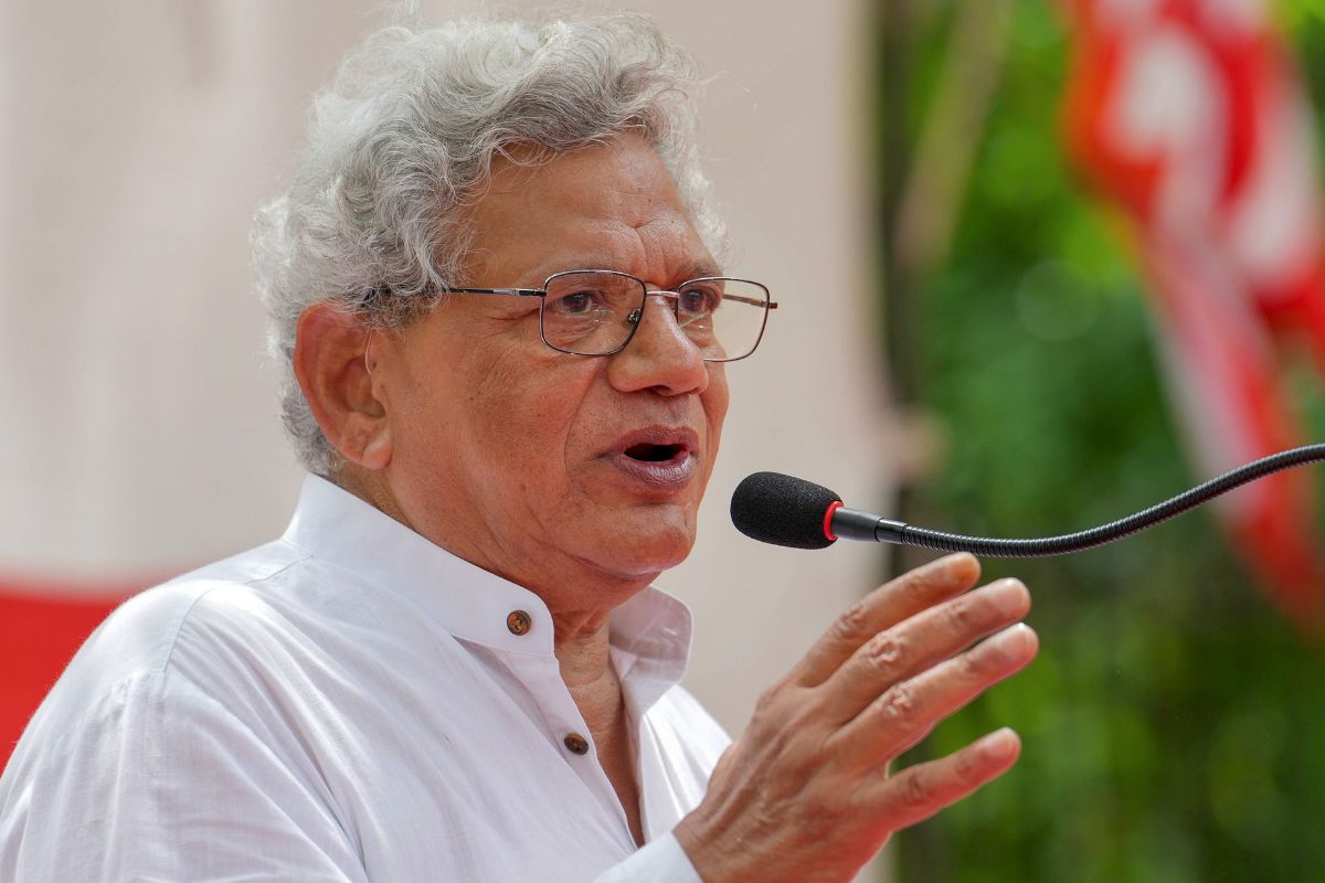 ek-the-sitaram-yechury-:-आईसीएसई-के-गोल्ड-मेडलिस्ट-का-छात्र-कार्यकर्ता-से-माकपा-महासचिव-तक-का-सफर